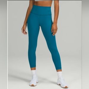 Lululemon Wunder Train High-Rise Tight 25" | Size 10 | Capri